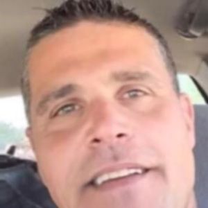 Meet your Posher, Tom